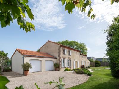 Vente Maison 6 pi�ces SAINT-MACAIRE-EN-MAUGES 49450