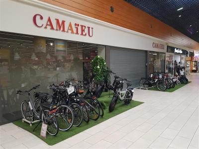 Location Local commercial LUNEL  34