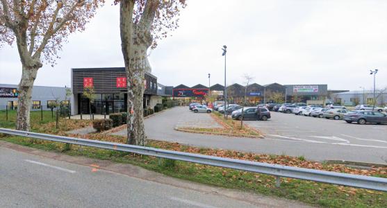 Location Local commercial TOURNON-SUR-RHONE 07300