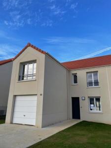 Location Maison 5 pi�ces CANNES-ECLUSE 77130
