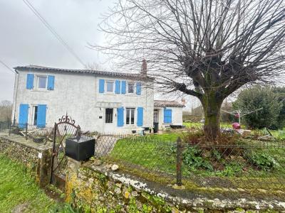 Vente Maison 8 pi�ces BAZOGES-EN-PAREDS 85390
