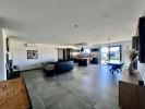 House  INTERMARCH�