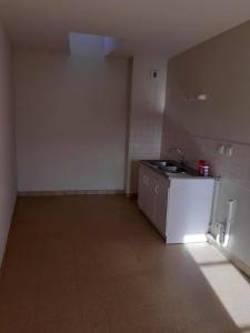Location Maison 3 pi�ces SAINTE-CATHERINE-DE-FIERBOIS 37800