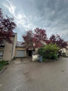 Location Maison SAINT-ANDRE-LES-VERGERS  10