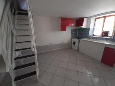 Location Maison SEZANNE  51