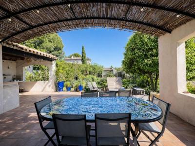 Vente Maison 7 pi�ces SAINT-MITRE-LES-REMPARTS 13920