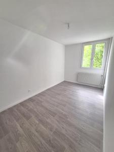For rent Apartment BUSSIERES 