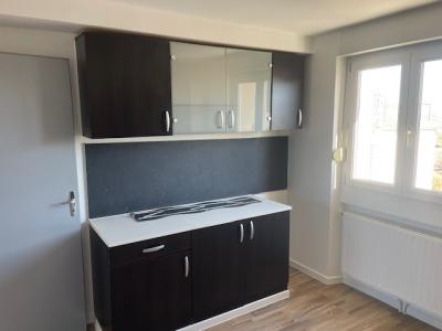 For rent Apartment TRIEUX 