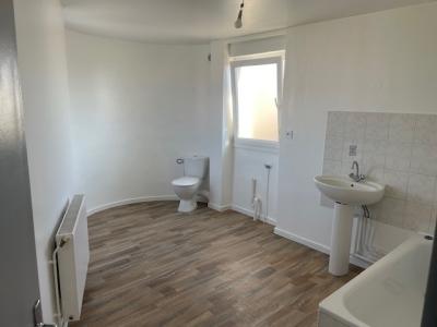 For rent Apartment TRIEUX 