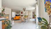 House UZES 