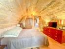 House UZES 