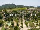 For sale House Crau  83260 350 m2 8 rooms