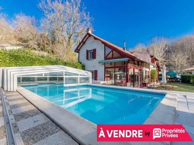 Vente Maison 7 pi�ces CAMBES 33880