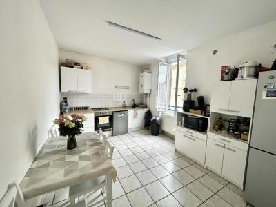 For rent Apartment ROANNE 
