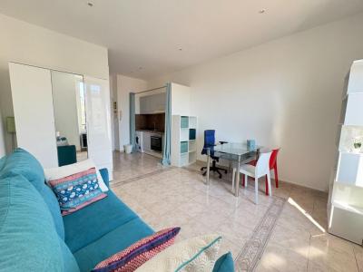 For rent Apartment NICE 