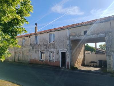 Vente Maison 4 pi�ces BRETTES 16240