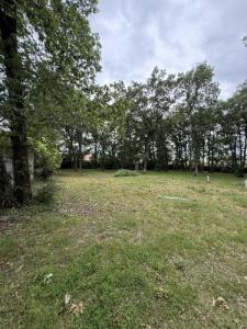 Vente Terrain LEGUEVIN 31490