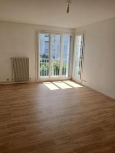 Location Appartement 4 pi�ces CHINON 37500