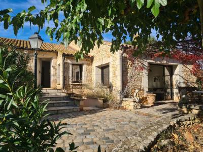 Vente Maison 6 pi�ces ROUSSILLON 84220
