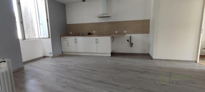 Vente Immeuble SAINT-GENIS-DE-SAINTONGE  17