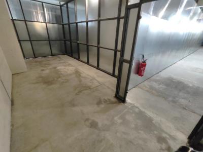 Location Commerce ORLEANS 45000