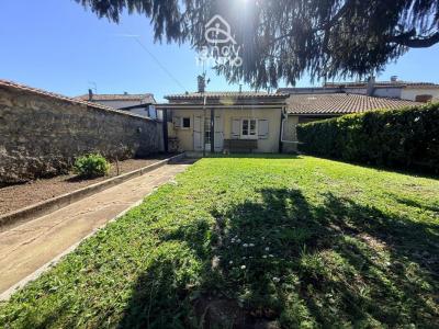 Vente Maison 4 pi�ces COURONNE 16400