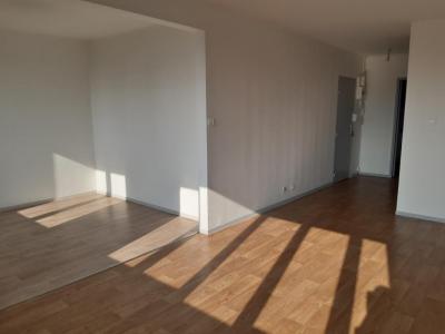 Location Appartement 4 pi�ces LURE 70200