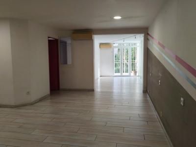 Location Local commercial CLAIRA 66530