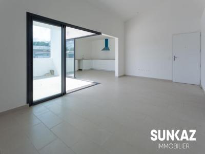 Location Appartement 4 pièces SAINT-PIERRE 97410