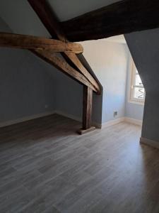 For rent Apartment BEAULIEU-LES-LOCHES 