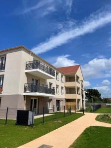 Location Appartement 3 pièces CANNES-ECLUSE 77130