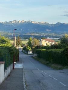 Location Appartement 4 pi�ces GENISSIEUX 26750