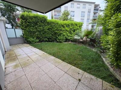 Location Appartement 3 pi�ces CALUIRE-ET-CUIRE 69300