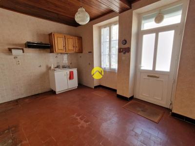For sale House AIX-D'ANGILLON