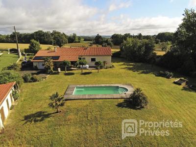 Vente Maison 6 pi�ces MIRANDE 32300