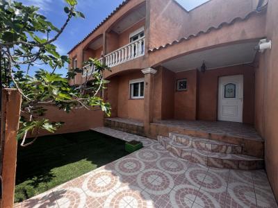 Vente Maison 5 pièces SAINT-GILLES 30800