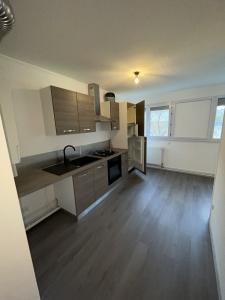 Location Appartement PIERREPONT  54
