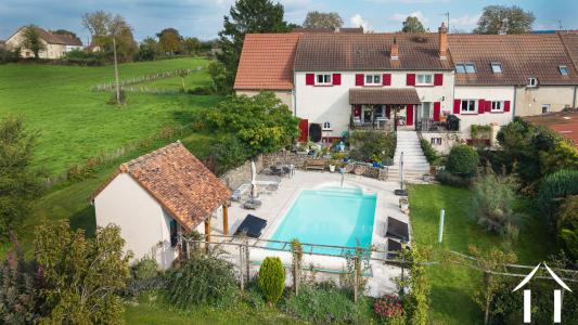Vente Maison 9 pi�ces COUCHES 71490