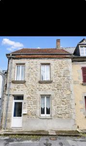 Vente Maison 3 pi�ces CHENERAILLES 23130