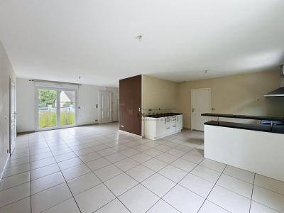 For rent House COUZEIX 