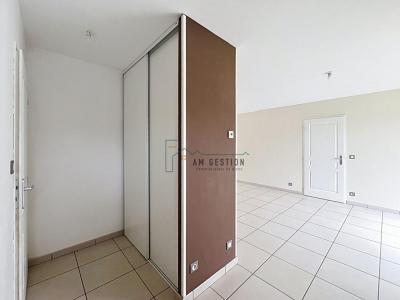 For rent House COUZEIX 