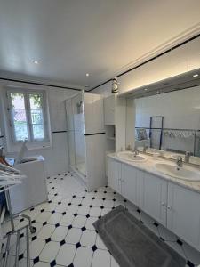 For sale Apartment CHANTILLY 