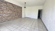 Location Local commercial Robert  97231 2 pieces 48 m2