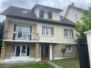 Louer Appartement Saint-cyr-l'ecole 592 euros