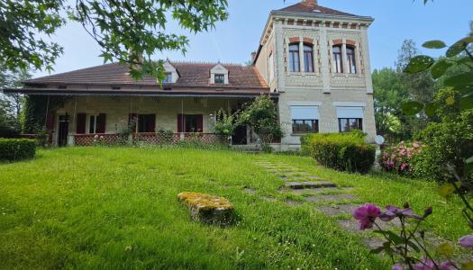 Vente Maison 17 pi�ces SAINT-LAURENT-DES-HOMMES 24400