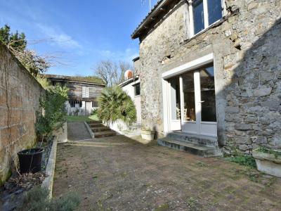 Vente Maison 4 pi�ces MAULEVRIER 49360