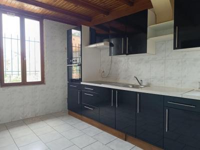 Location Appartement 3 pi�ces VINASSAN 11110