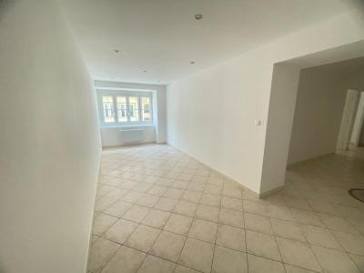 Location Appartement 3 pièces MARSEILLE-2EME-ARRONDISSEMENT 13002