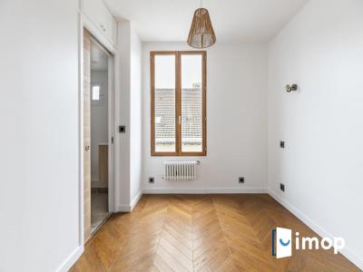 For sale Apartment PARIS-12EME-ARRONDISSEMENT
