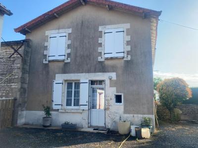 Vente Maison 6 pi�ces PRAHECQ 79230